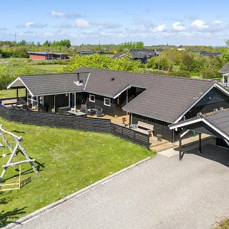 Holiday home Awesome In Tarm With Kitchen